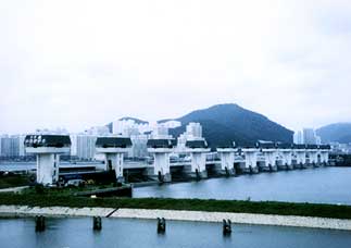 写真長良川河口堰